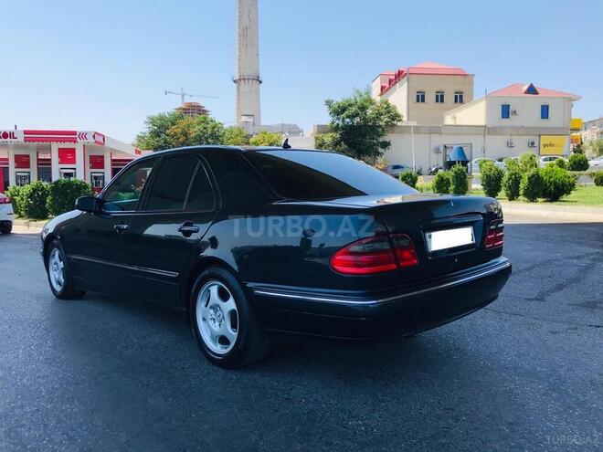 Mercedes E 200 2001, 189,000 km - 2.0 l - Bakı