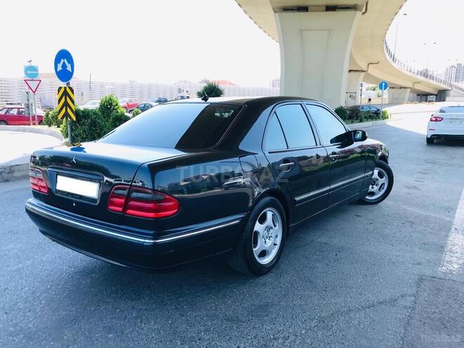 Mercedes E 200 2001, 189,000 km - 2.0 l - Bakı