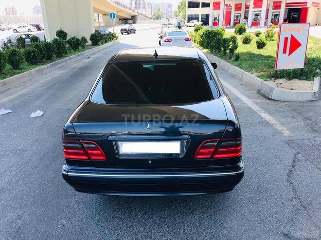 Mercedes E 200 2001, 189,000 km - 2.0 l - Bakı