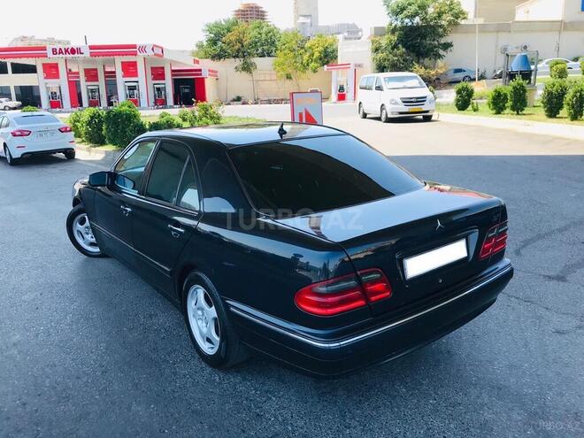 Mercedes E 200 2001, 189,000 km - 2.0 l - Bakı