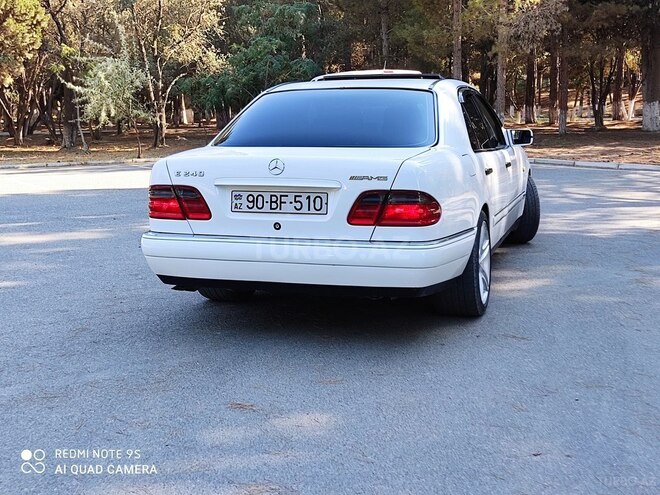 Mercedes E 240 1999, 305,000 km - 2.6 l - Bakı