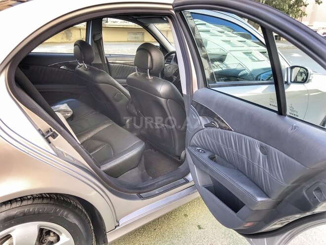 Mercedes E 320 2003, 341,582 km - 3.2 l - Xırdalan