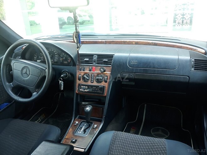 Mercedes C 180 1995, 186,000 km - 1.8 l - Bakı