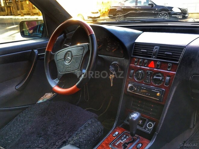 Mercedes C 250 1999, 416,823 km - 2.5 л - Bakı