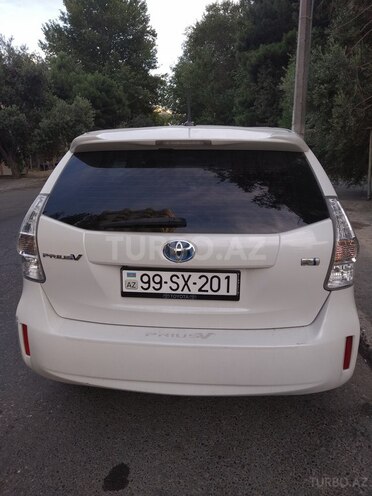 Toyota Prius V 2011, 156,000 km - 1.8 л - Bakı