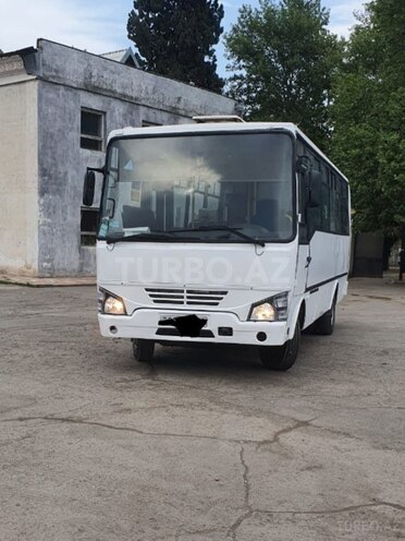 Isuzu NP 37 2008, 315,000 km - 4.0 l - Gəncə