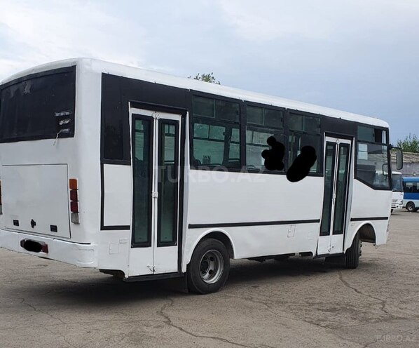 Isuzu NP 37 2008, 315,000 km - 4.0 l - Gəncə