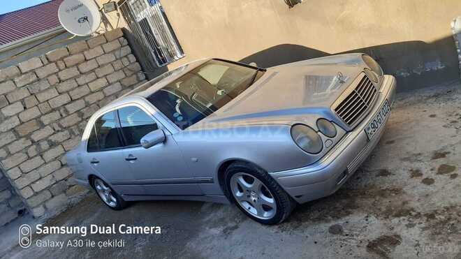 Mercedes E 230 1996, 285,000 km - 2.3 л - Şabran