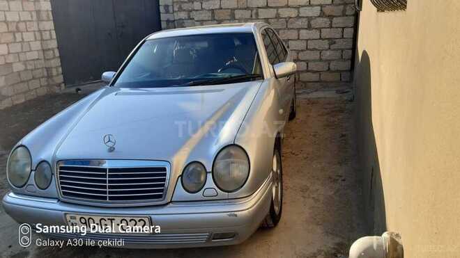 Mercedes E 230 1996, 285,000 km - 2.3 л - Şabran