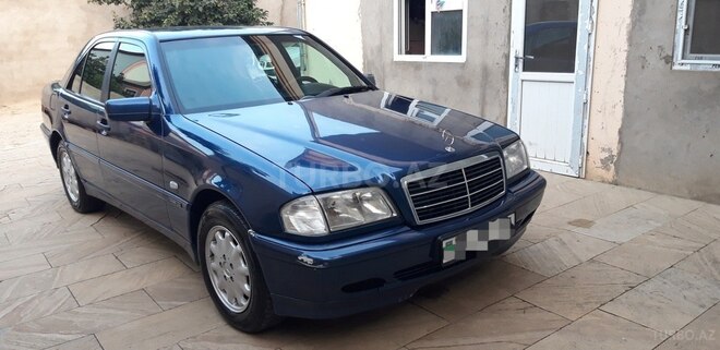 Mercedes C 180 2000, 296,000 km - 1.8 l - Bakı