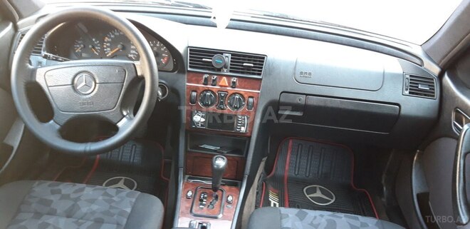 Mercedes C 180 2000, 296,000 km - 1.8 l - Bakı
