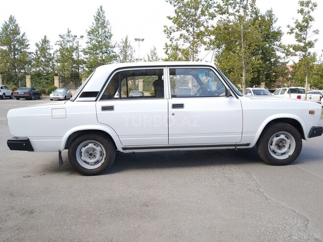 LADA (VAZ) 2107 2005, 130,000 km - 1.6 л - Bakı