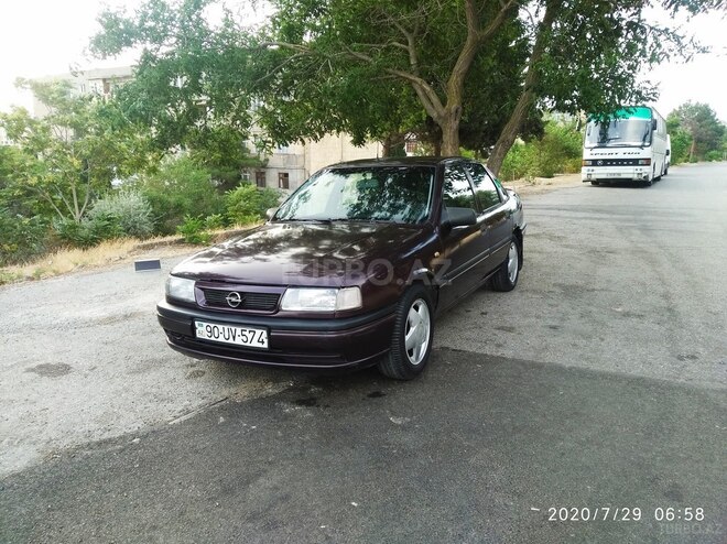 Opel Vectra 1995, 200,000 km - 2.0 l - Bakı