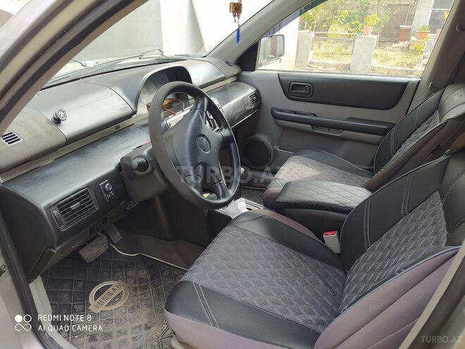Nissan X-Trail 2001, 260,000 km - 2.0 l - Bakı