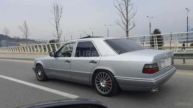 Mercedes E 200 1994, 367,329 km - 2.0 л - Bakı