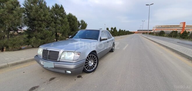Mercedes E 200 1994, 367,329 km - 2.0 л - Bakı