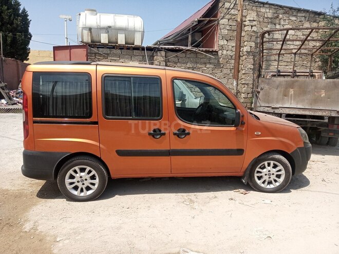Fiat Doblo 2006, 243,857 km - 1.9 l - Bakı