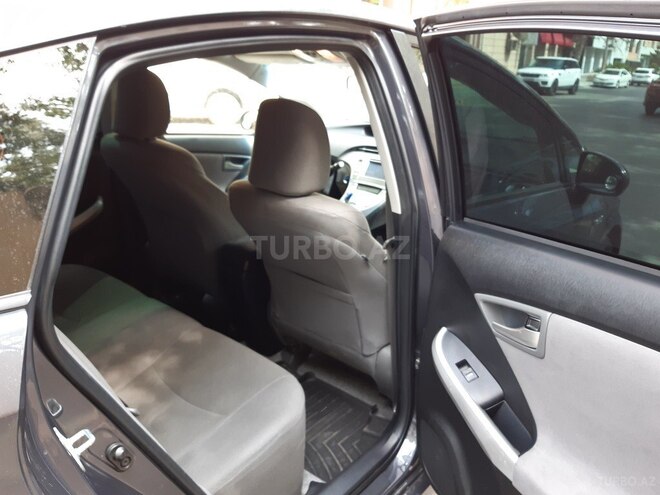 Toyota Prius 2013, 134,474 km - 1.8 l - Bakı