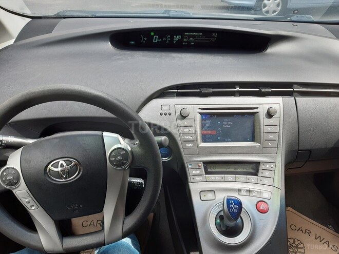 Toyota Prius 2013, 134,474 km - 1.8 l - Bakı