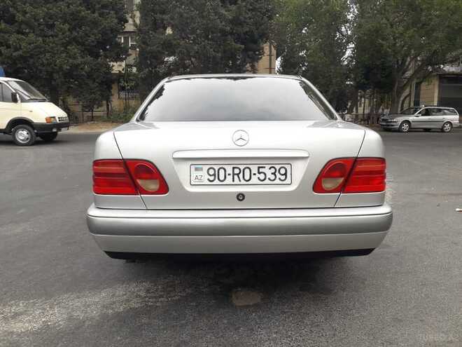 Mercedes E 220 1998, 325,000 km - 2.2 l - Bakı