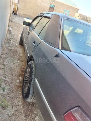 Mercedes E 250 1991, 250,000 km - 2.5 л - Bakı