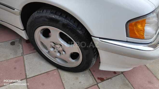 Mercedes C 240 2000, 166,000 km - 2.4 л - Bakı