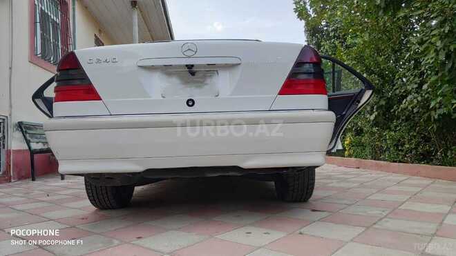 Mercedes C 240 2000, 166,000 km - 2.4 л - Bakı