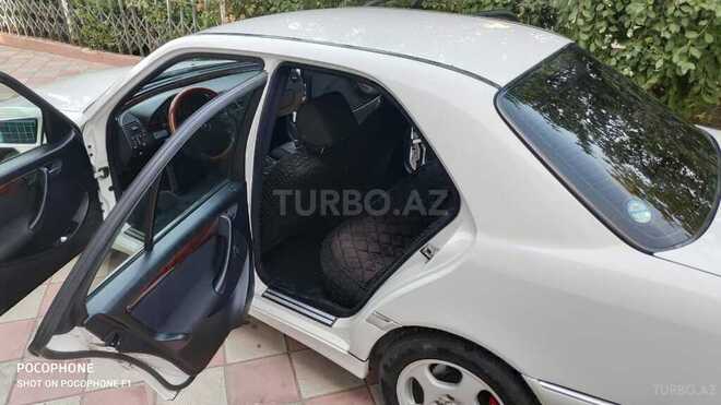 Mercedes C 240 2000, 166,000 km - 2.4 л - Bakı