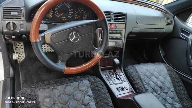 Mercedes C 240 2000, 166,000 km - 2.4 л - Bakı