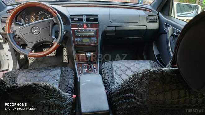 Mercedes C 240 2000, 166,000 km - 2.4 л - Bakı