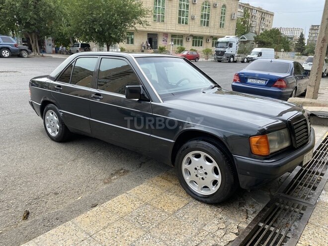 Mercedes 190 1993, 250,000 km - 2.0 l - Bakı