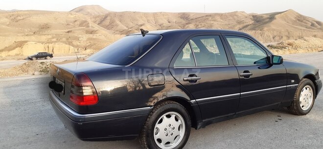 Mercedes C 180 1998, 260,000 km - 1.8 l - Şəki