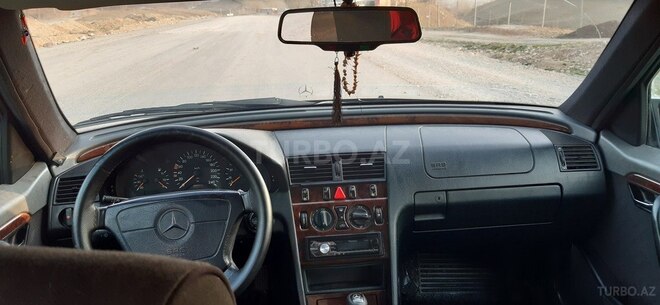 Mercedes C 180 1998, 260,000 km - 1.8 l - Şəki