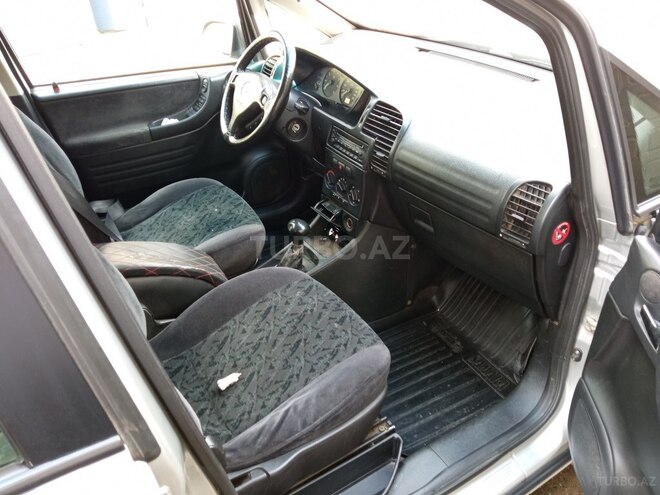Opel Zafira 2001, 285,000 km - 1.8 л - Bakı