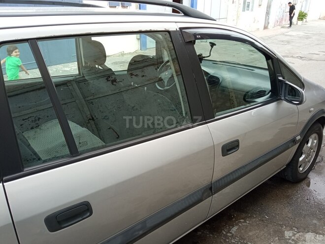 Opel Zafira 2001, 285,000 km - 1.8 л - Bakı
