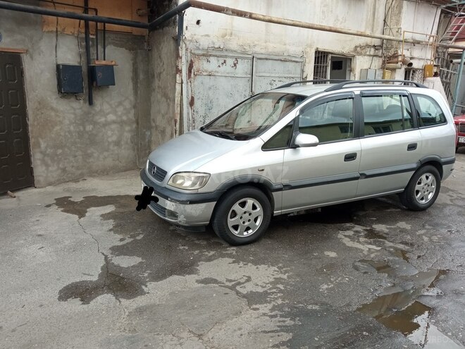 Opel Zafira 2001, 285,000 km - 1.8 л - Bakı