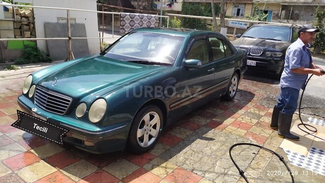 Mercedes E 320 2000, 322,000 km - 3.2 l - Bakı