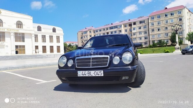 Mercedes E 290 1998, 368,457 km - 2.9 л - Sumqayıt
