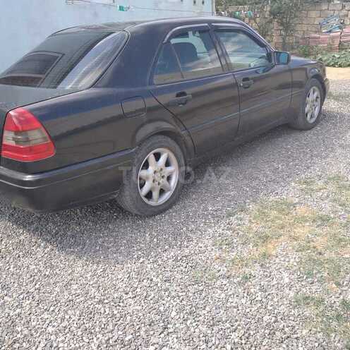 Mercedes C 180 1995, 404,000 km - 1.8 l - Bakı