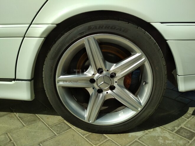 Mercedes C 200 1999, 220,000 km - 2.0 l - Bakı