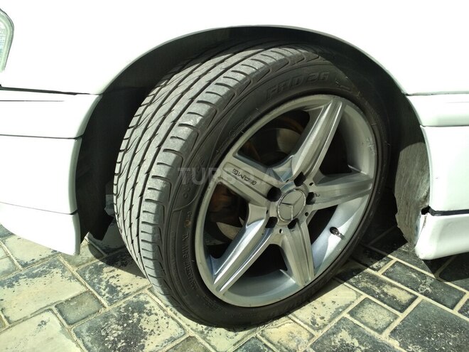 Mercedes C 200 1999, 220,000 km - 2.0 l - Bakı