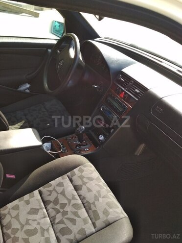 Mercedes C 200 1999, 220,000 km - 2.0 l - Bakı