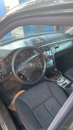Mercedes E 320 2000, 196,000 km - 3.2 l - Bakı