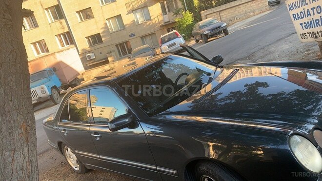 Mercedes E 320 2000, 196,000 km - 3.2 l - Bakı