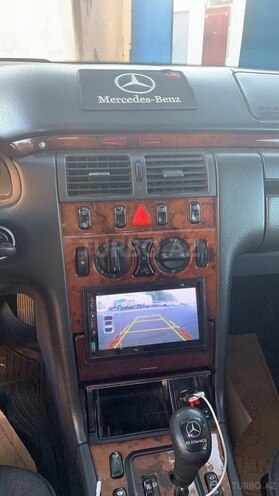 Mercedes E 320 2000, 196,000 km - 3.2 l - Bakı