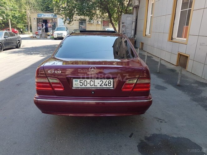 Mercedes E 200 2000, 370,000 km - 2.0 л - Sumqayıt