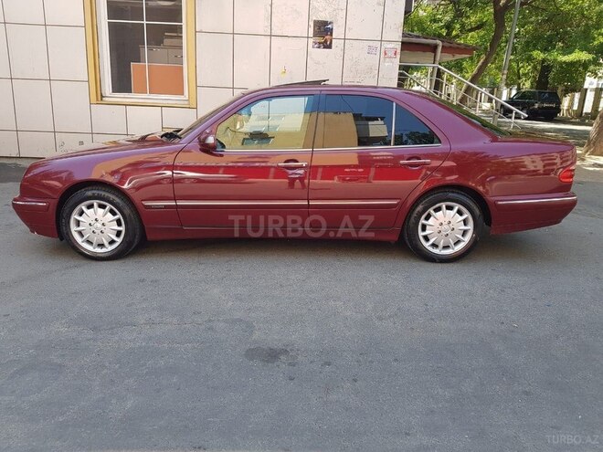 Mercedes E 200 2000, 370,000 km - 2.0 л - Sumqayıt