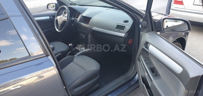Opel Astra 2005, 194,000 km - 1.3 l - Bakı