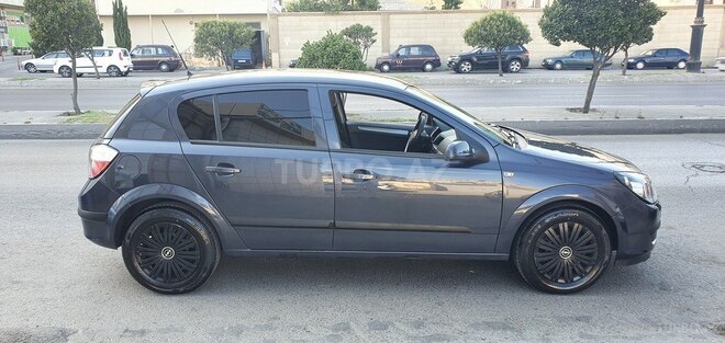 Opel Astra 2005, 194,000 km - 1.3 l - Bakı