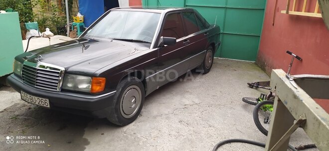 Mercedes 190 1991, 235,680 km - 2.0 l - Şəki